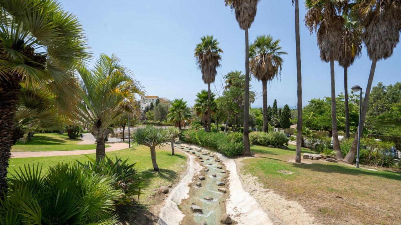 Luxury Townhouse Capricho Golden Mile Hébergement de vacances Marbellac