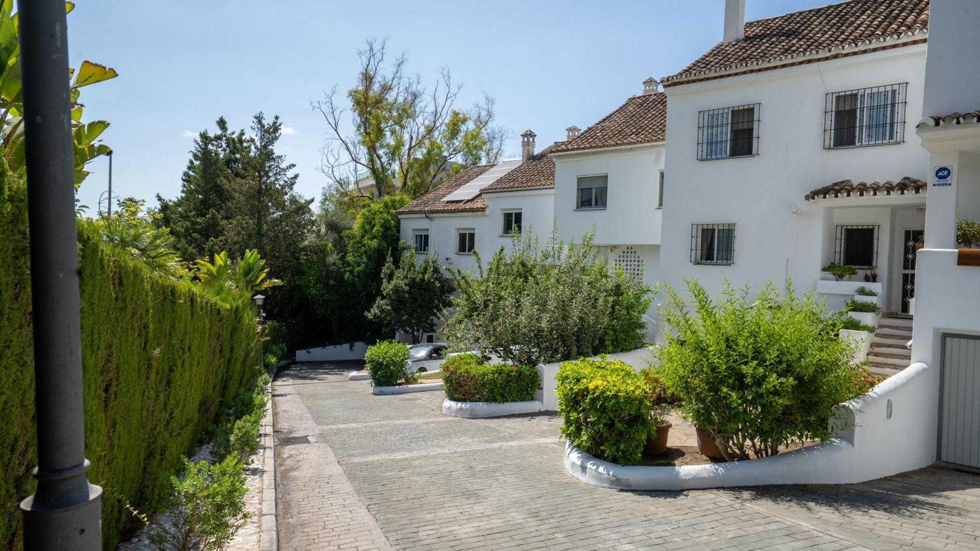 Luxury Townhouse Capricho Golden Mile Hébergement de vacances Marbellac